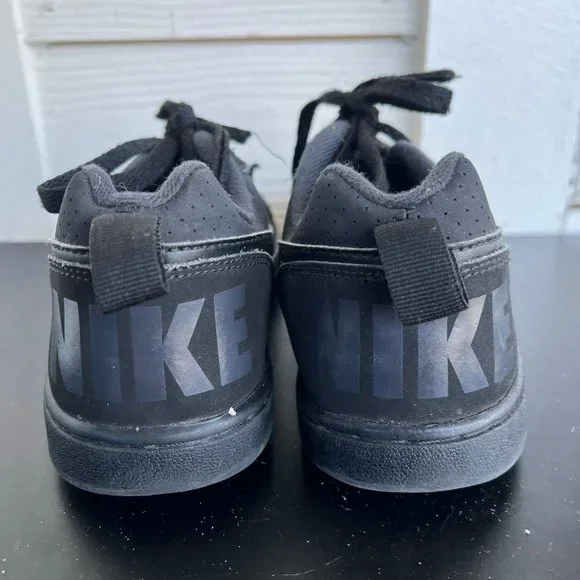 Nike Kids Court Borough Low 2 Grade School Black Shoes Sneakers Size 3.5 - Picture 7 of 12